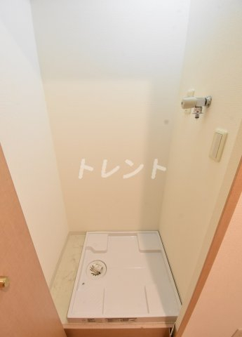 カスタリア新富町-703