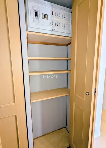 白金台アパートメント-303