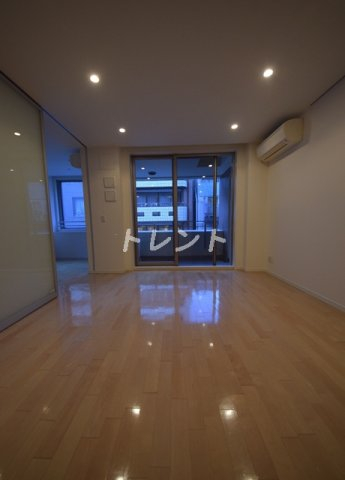 アパートメンツタワー麻布十番-304