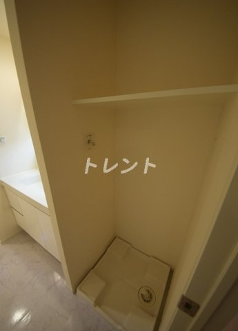 アパートメンツタワー麻布十番-304