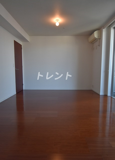 ザトーキョータワーズミッドタワー-520