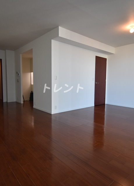 ザトーキョータワーズミッドタワー-520