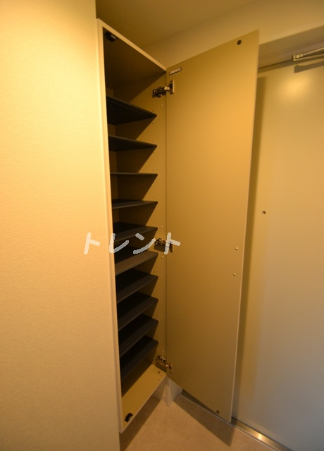 リベルタ東新宿-403