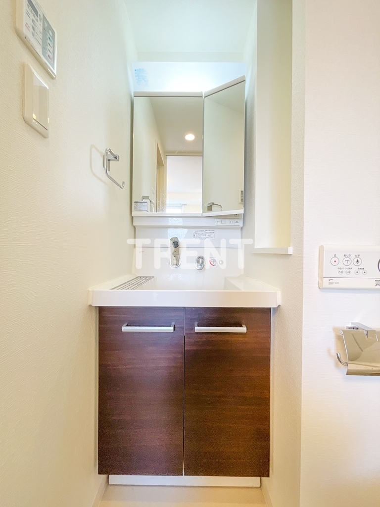 エステムプラザ飯田橋タワーレジデンス-1102