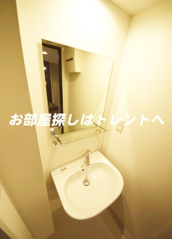 ラピス本郷【LAPiS本郷】-402