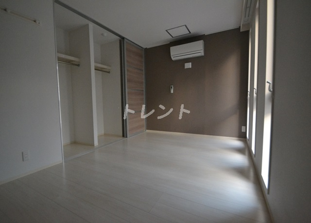 カーサヴェルデ富ヶ谷-301