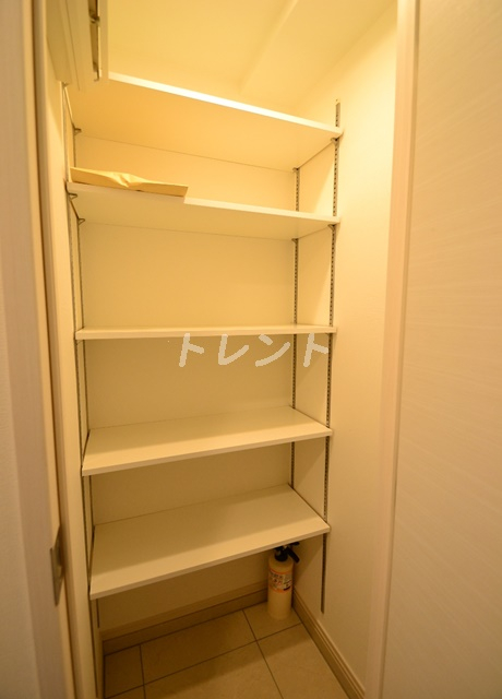 ガリシア中野弥生町-303