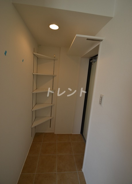 エクサム初台-401