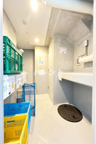 オアーゼ新宿市谷薬王寺アネックス-101