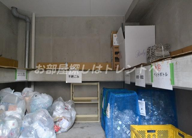 ラクラス新中野-202