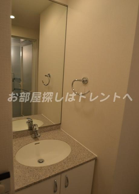 ラクラス新中野-202