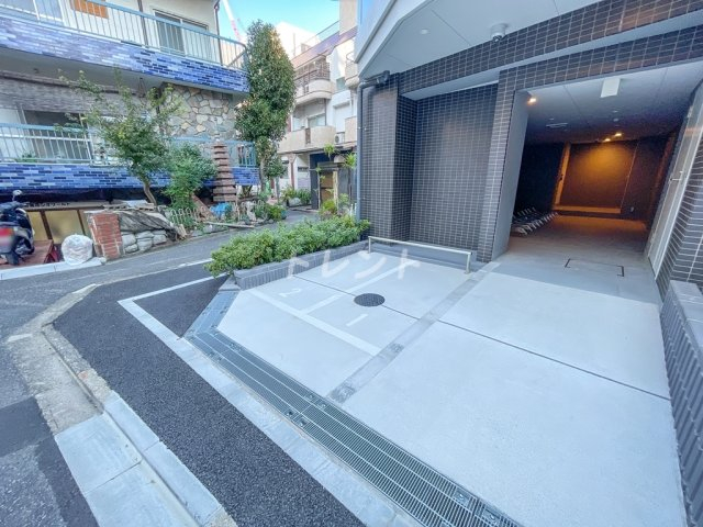 ミレドゥーエ神楽坂-302