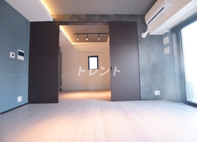 ズーム秋葉原【ZOOM秋葉原】-303