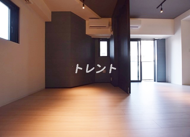 ズーム秋葉原【ZOOM秋葉原】-303