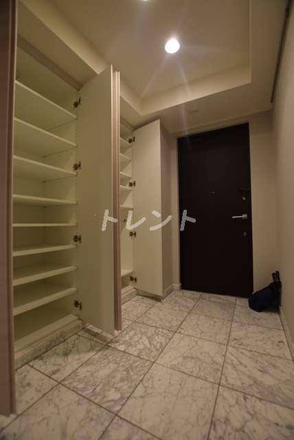 レジディア市谷砂土原-S403