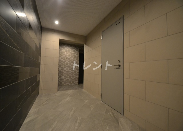 ドゥーエ四谷三丁目-302