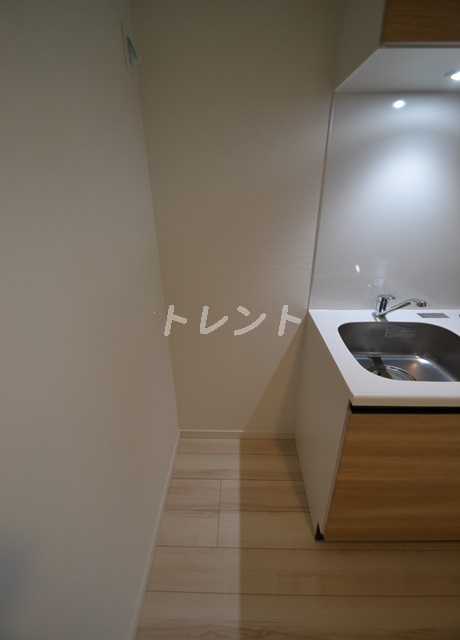 ドゥーエ四谷三丁目-302
