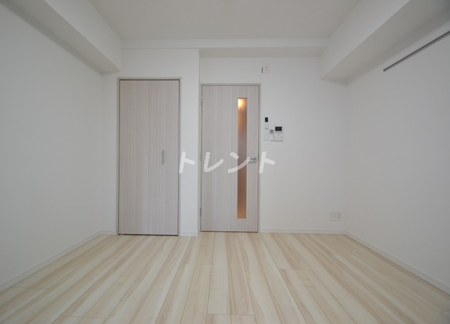 ドゥーエ四谷三丁目-302