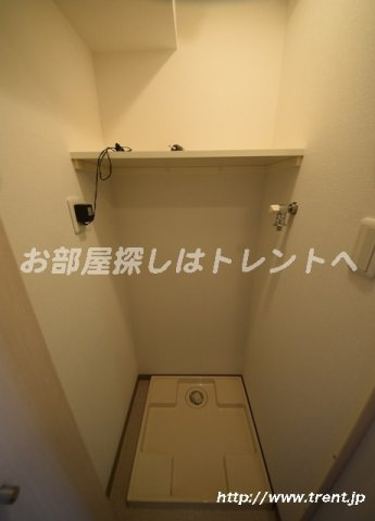 ガラステーション岩本町ノース-8F