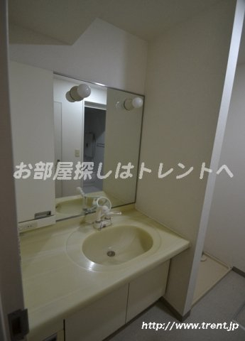 西戸山タワーホウムズサウスタワー-205