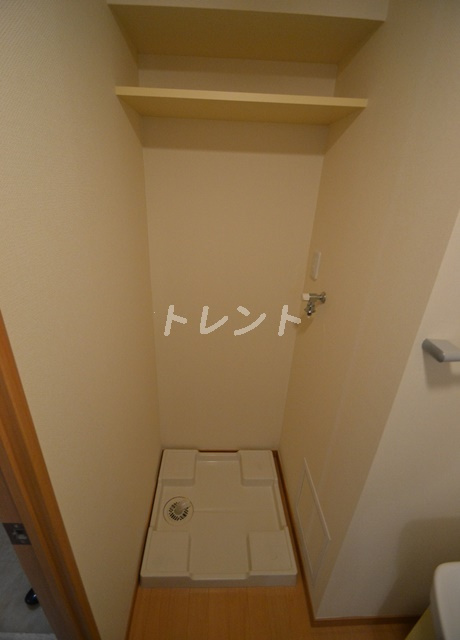 ガーデンクレスト-305