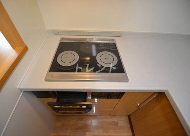 ガーデンクレスト-305