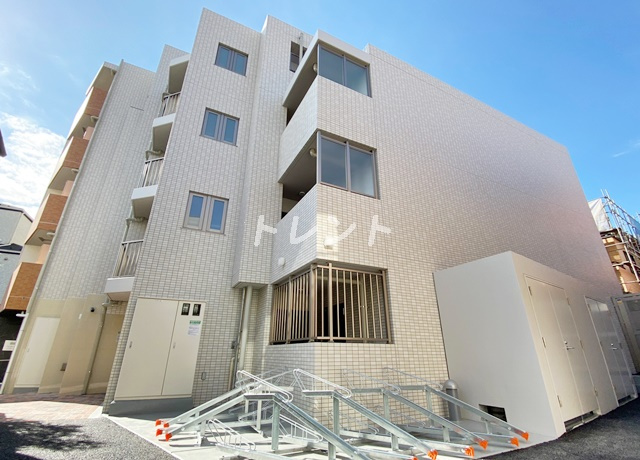 ハーモニーレジデンス新宿余丁町ザガーデン-202