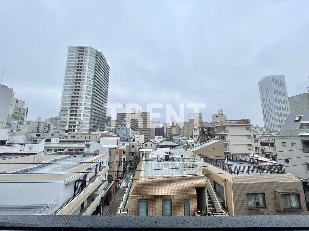 リーブルグラント四谷三丁目-111