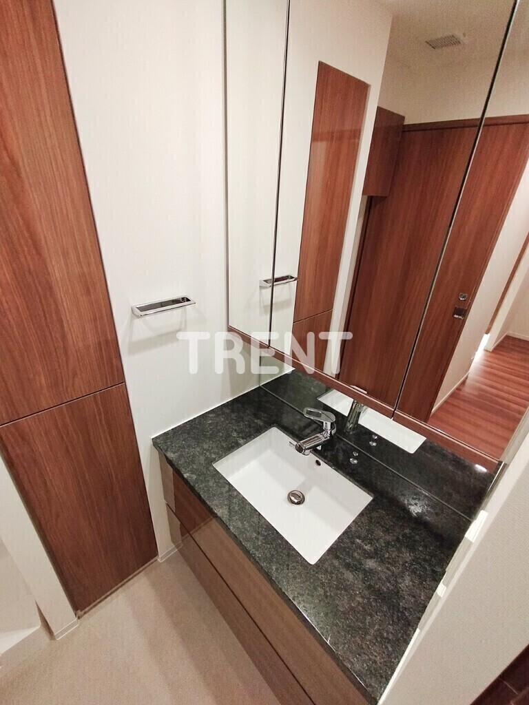 リーブルグラント四谷三丁目-311