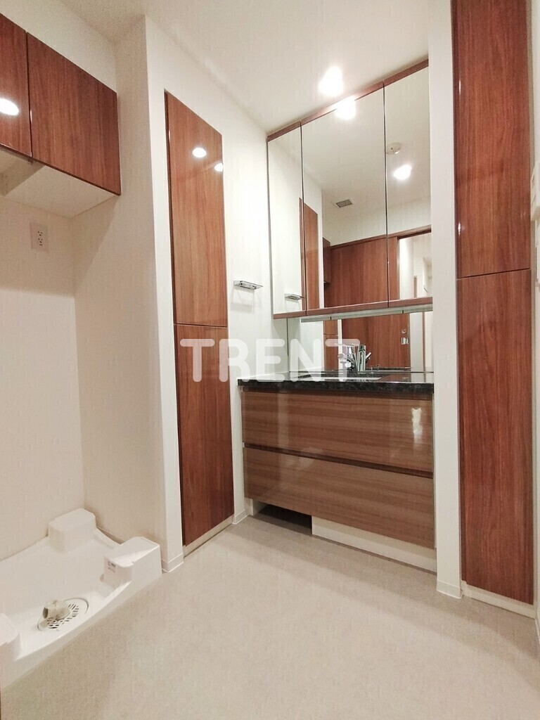 リーブルグラント四谷三丁目-311