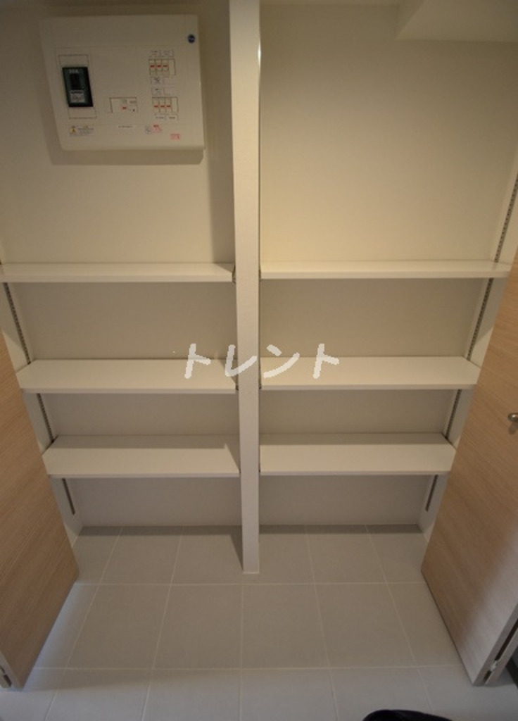 ラピス四谷三丁目【LAPiS四谷三丁目】-302