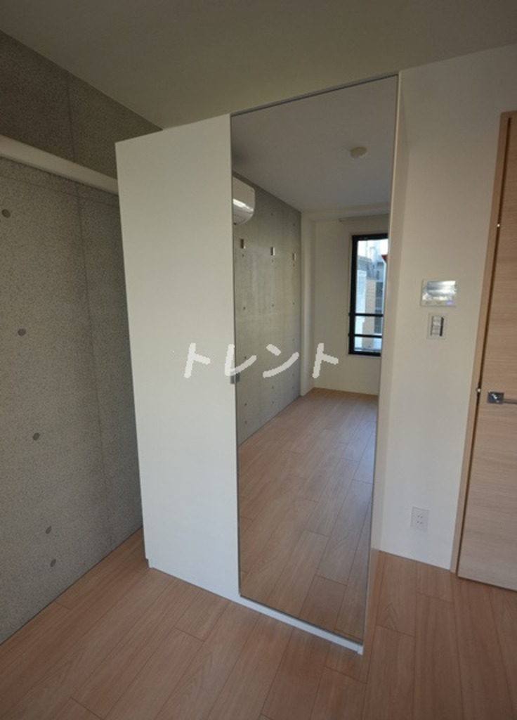 ラピス四谷三丁目【LAPiS四谷三丁目】-302