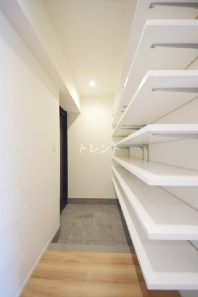 ラレイナ市谷加賀町【LAREINAICHIGAYAKAGACHO】-301