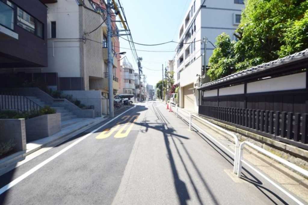 ラレイナ市谷加賀町【LAREINAICHIGAYAKAGACHO】-301