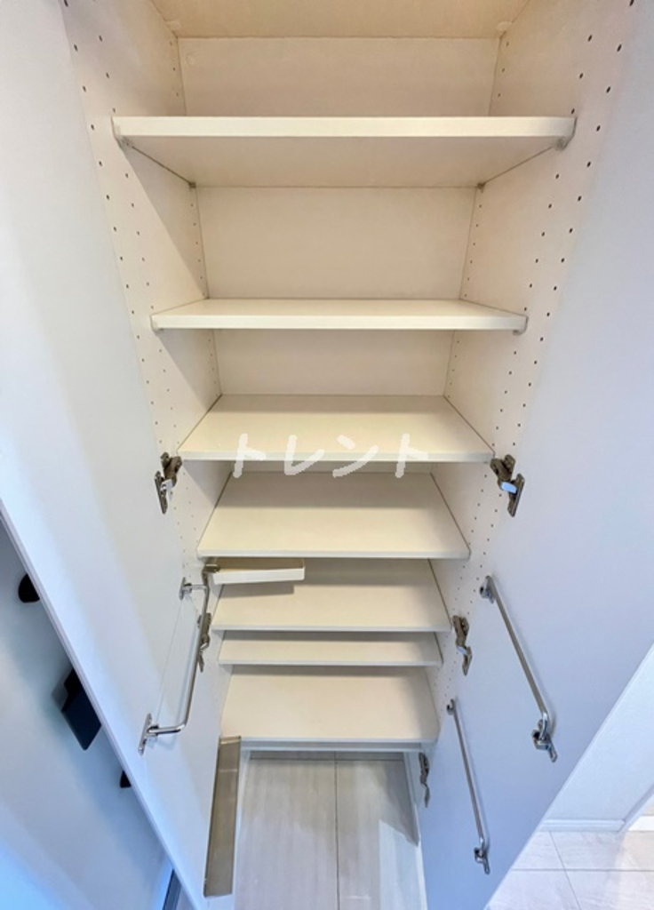 アクサス西新宿アジールコート-606