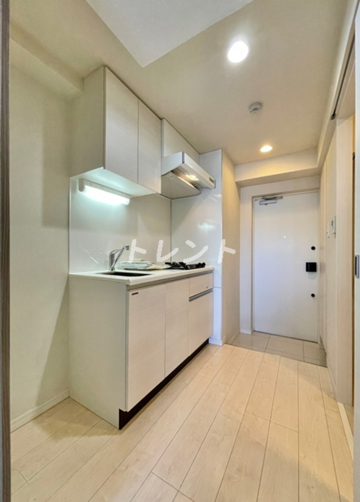 アクサス西新宿アジールコート-606