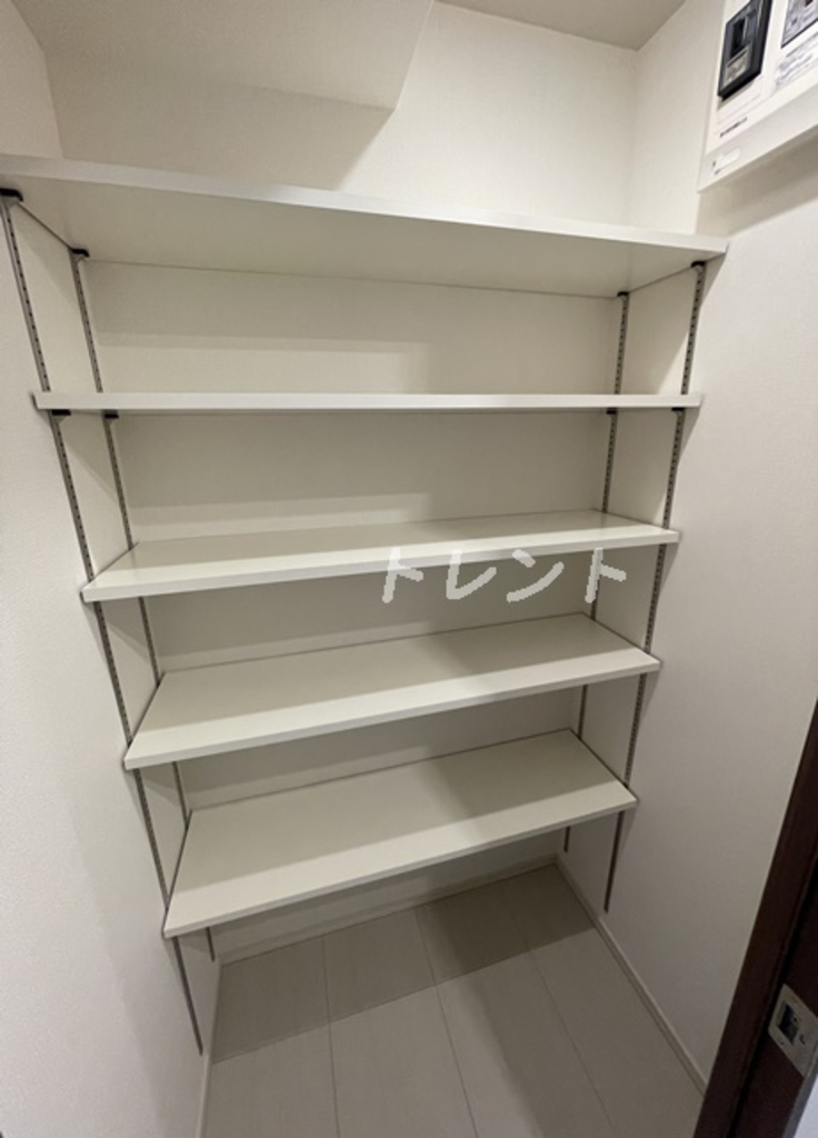 コンフォリア新宿イーストサイドタワー-1704