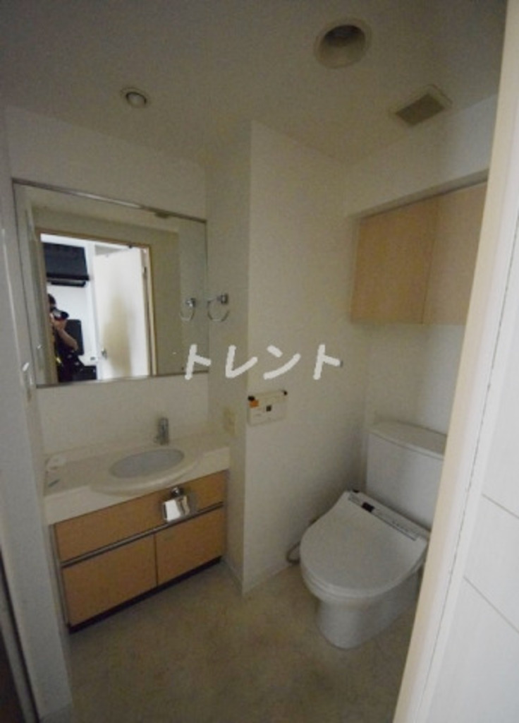 ドゥーエ新富町-603