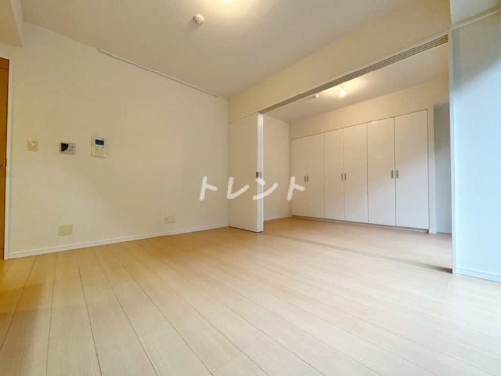 パークキューブ四谷三丁目-101