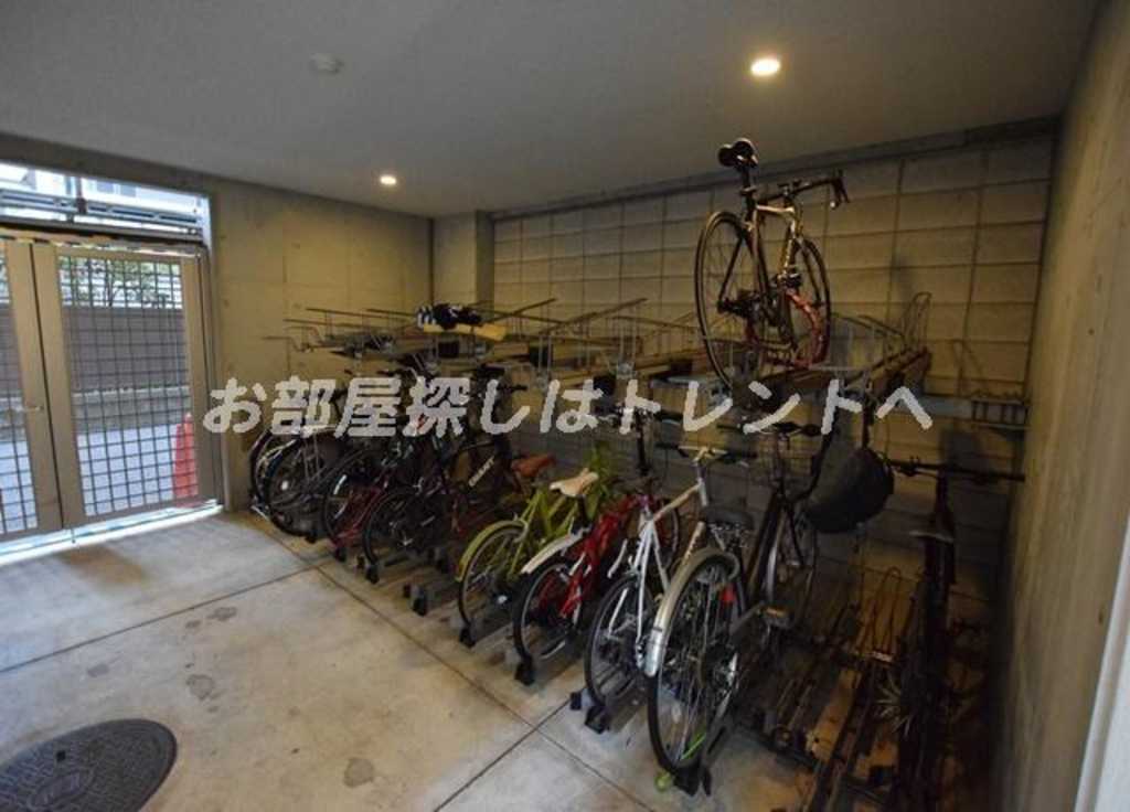 ドゥーエ南麻布-405