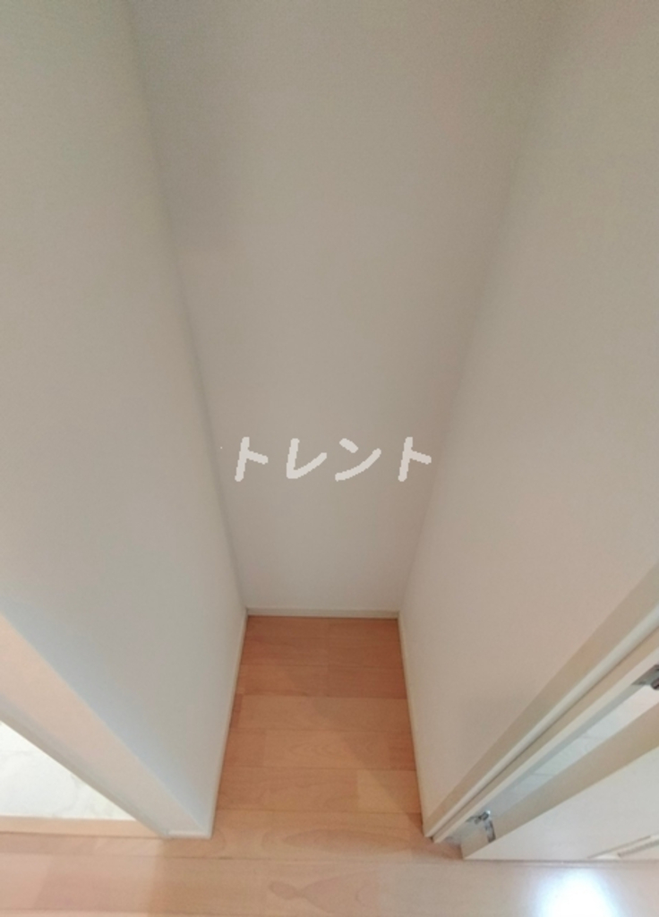 アジールコート中野坂上-202