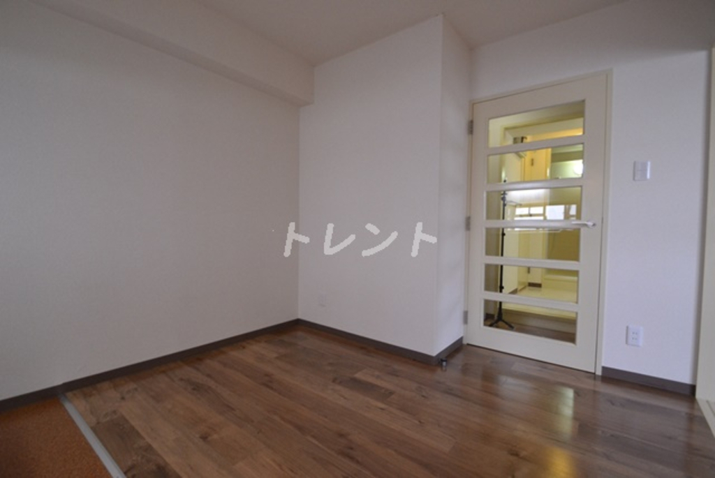 クレールメゾン左門町-202