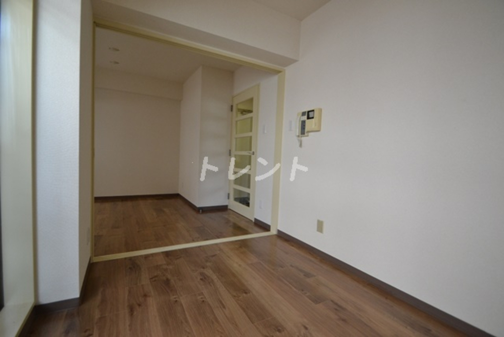クレールメゾン左門町-202