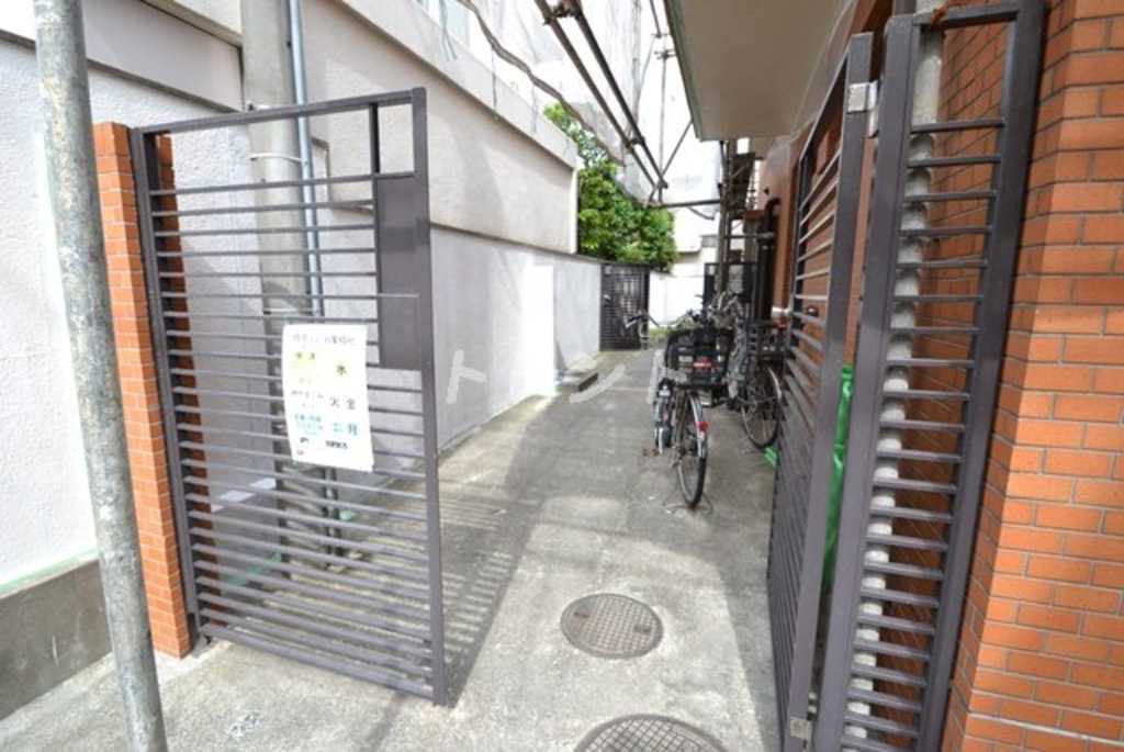 クレールメゾン左門町-202