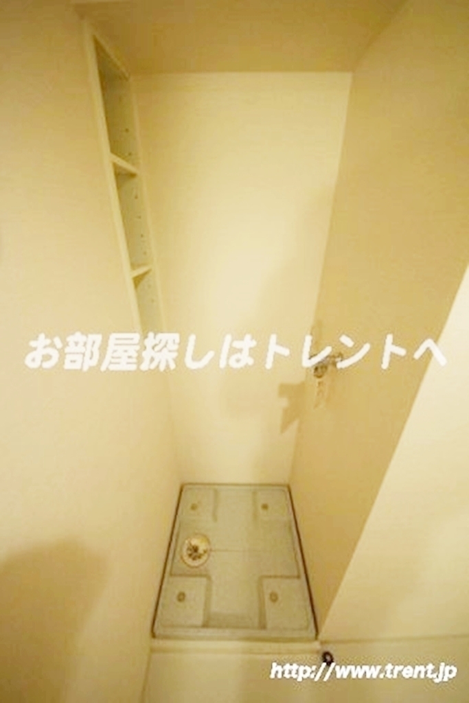 シャルム内神田-702