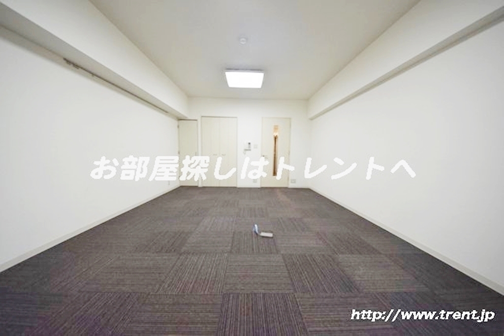 シャルム内神田-702