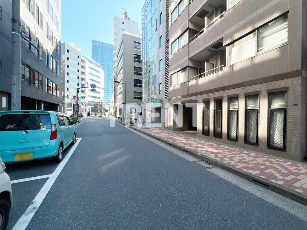 シャルム内神田-702