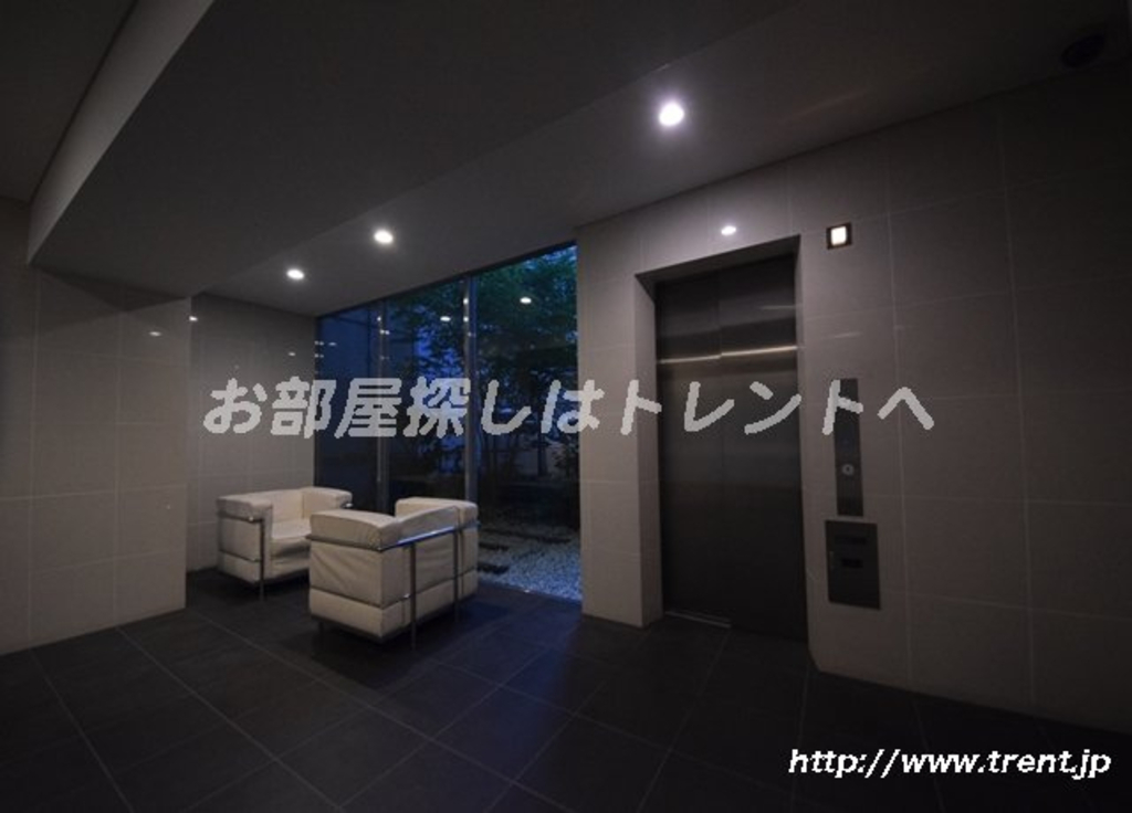 プレミアムキューブ秋葉原-301