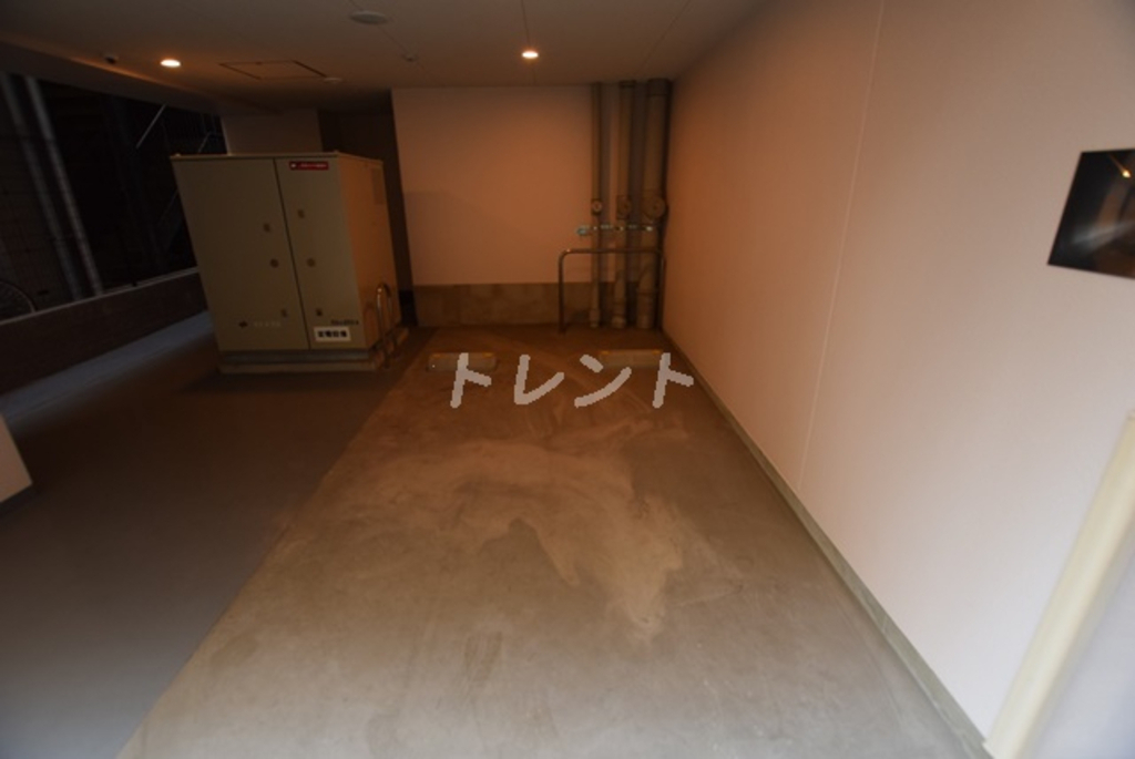 ピークス神田【PEAKS神田】-301