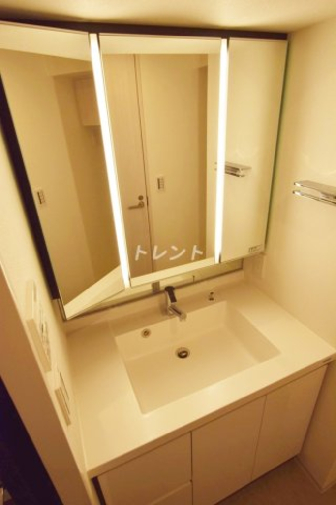 ディームス大手町ノース-706